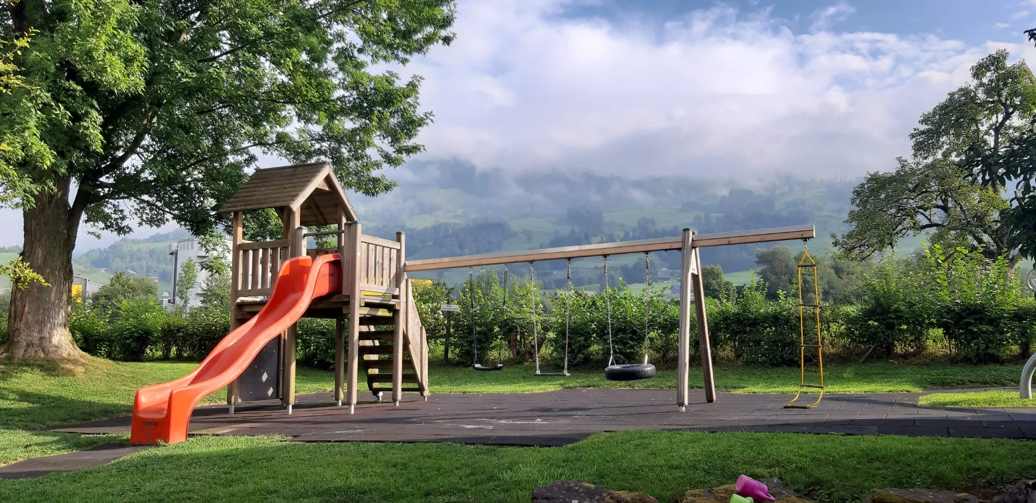 Spielplatzprüfung